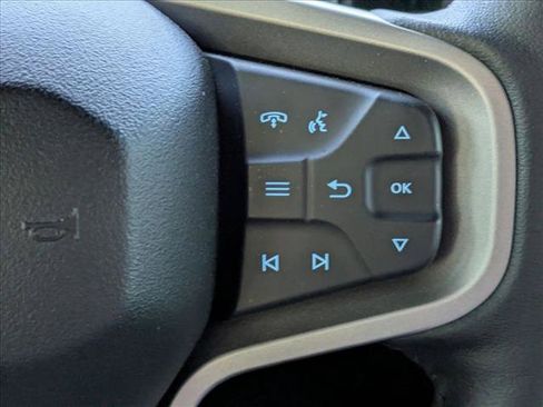 Used 2025 Ford Bronco Outer Banks AWD/4WD image 6