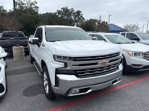 Used 2019 Chevrolet Silverado 1500 LTZ image 3