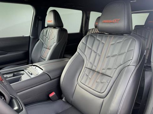 New 2026 Nissan Armada PRO-4X w/ Captain's Chari Seat Package AWD/4WD image 17