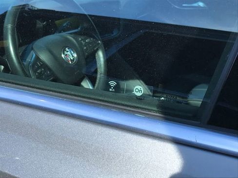 Used 2023 Buick Envision Essence image 7