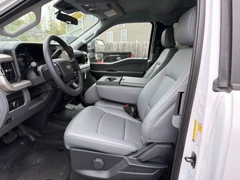 New 2026 Ford F350 XL w/ FX4 Off-Road Package AWD/4WD image 11