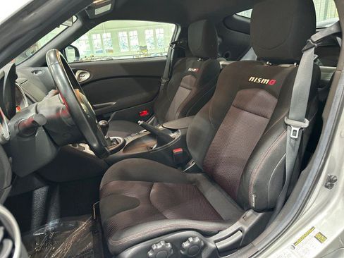 Used 2010 Nissan 370Z NISMO RWD image 44