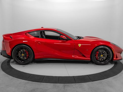 Certified 2019 Ferrari 812 Superfast RWD image 9