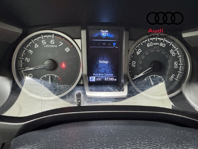 Used 2017 Toyota Tacoma SR5 w/ Tow Package RWD image 16