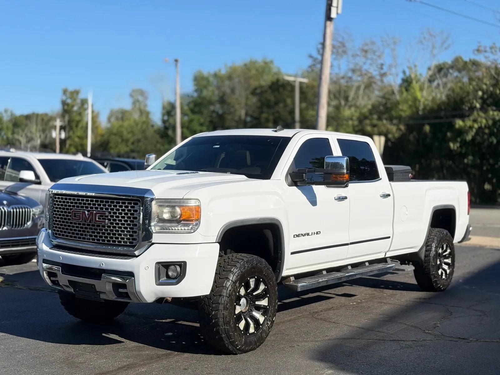 Used 2015 GMC Sierra 3500 Denali w/ Duramax Plus Package AWD/4WD image 4