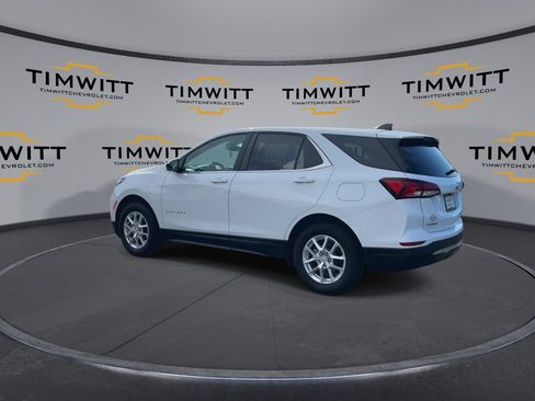 Used 2024 Chevrolet Equinox LT image 7