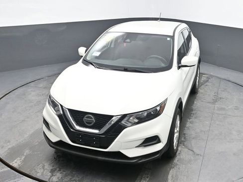 Used 2020 Nissan Rogue Sport S w/ Appearance Package FWD image 17