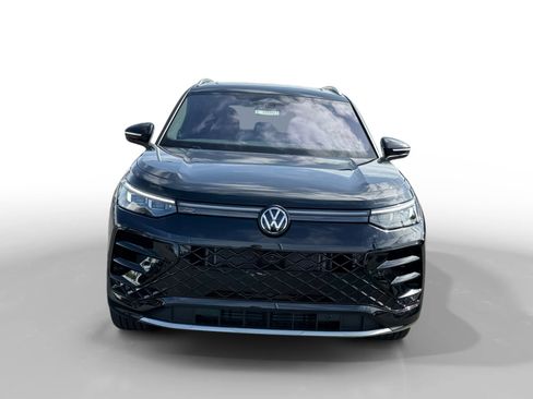 New 2026 Volkswagen Tiguan SEL R-Line AWD/4WD image 8
