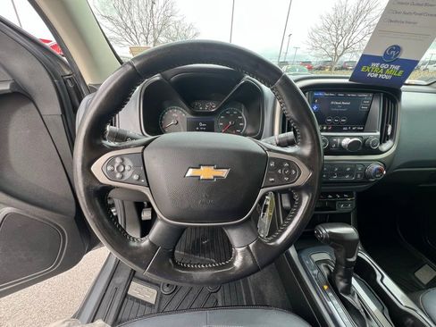 Used 2020 Chevrolet Colorado Z71 image 39
