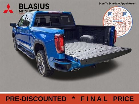 Used 2024 GMC Sierra 1500 AT4 w/ AT4 Preferred Package AWD/4WD image 11