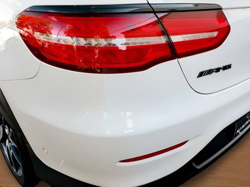 Used 2019 Mercedes-Benz GLC 43 AMG 4MATIC Coupe image 11