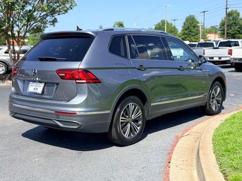 Used 2024 Volkswagen Tiguan Wolfsburg Edition FWD image 10