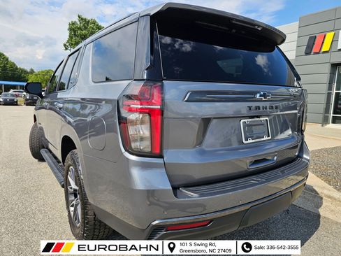 Used 2022 Chevrolet Tahoe Z71 w/ Z71 Off-Road Package AWD/4WD image 3