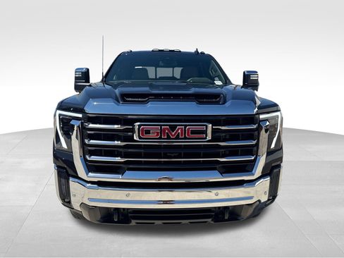 New 2026 GMC Sierra 3500 SLT w/ SLT Premium Package AWD/4WD image 19