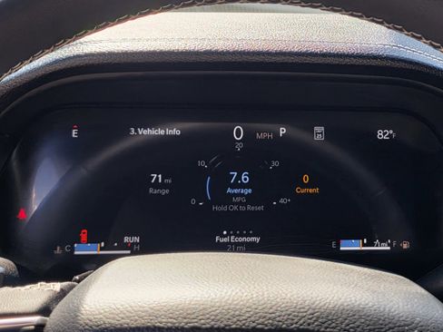 New 2026 Jeep Grand Cherokee Altitude image 13