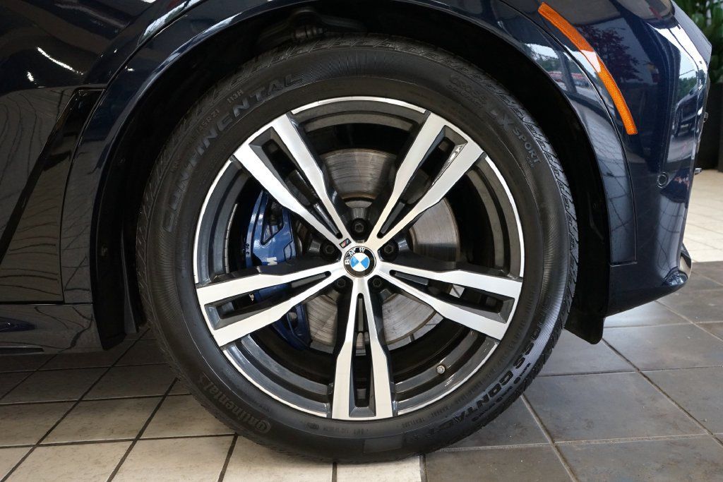 Used 2022 BMW X7 xDrive40i w/ M Sport Package AWD/4WD image 68
