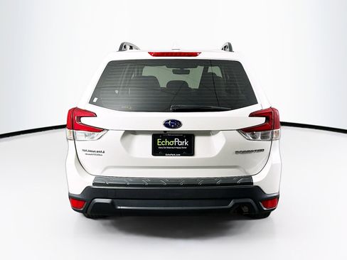 Used 2022 Subaru Forester image 7