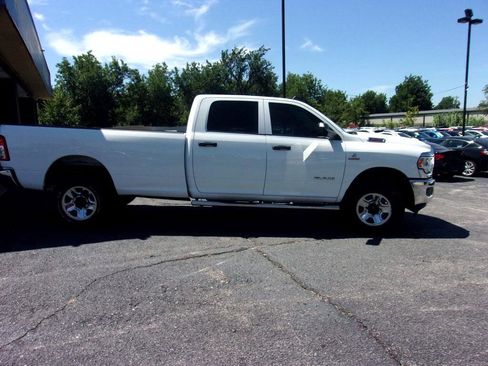 Used 2019 RAM 3500 Tradesman w/ Chrome Appearance Group image 4