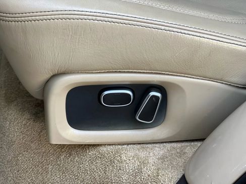 Used 2014 Land Rover Range Rover Autobiography image 26