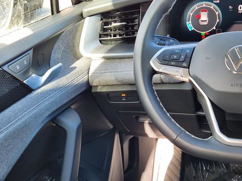 New 2026 Volkswagen Tiguan S image 26