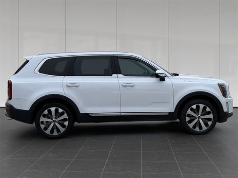 Used 2022 Kia Telluride S image 6