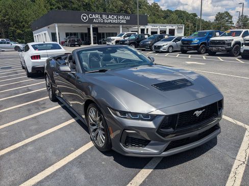 Used 2024 Ford Mustang GT Premium RWD image 3