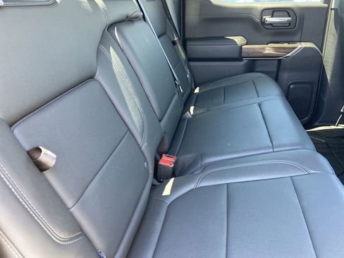 Used 2019 Chevrolet Silverado 1500 LT Trail Boss AWD/4WD image 22