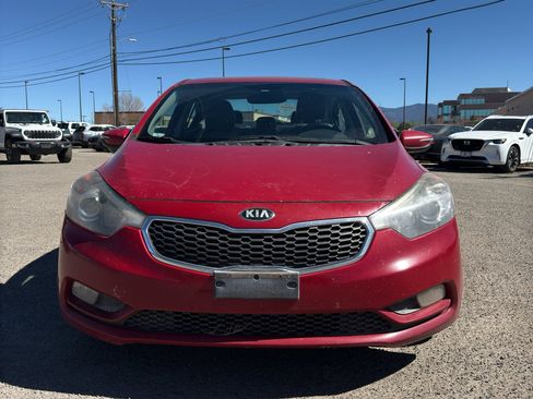 Used 2015 Kia Forte EX w/ Premium Package image 2