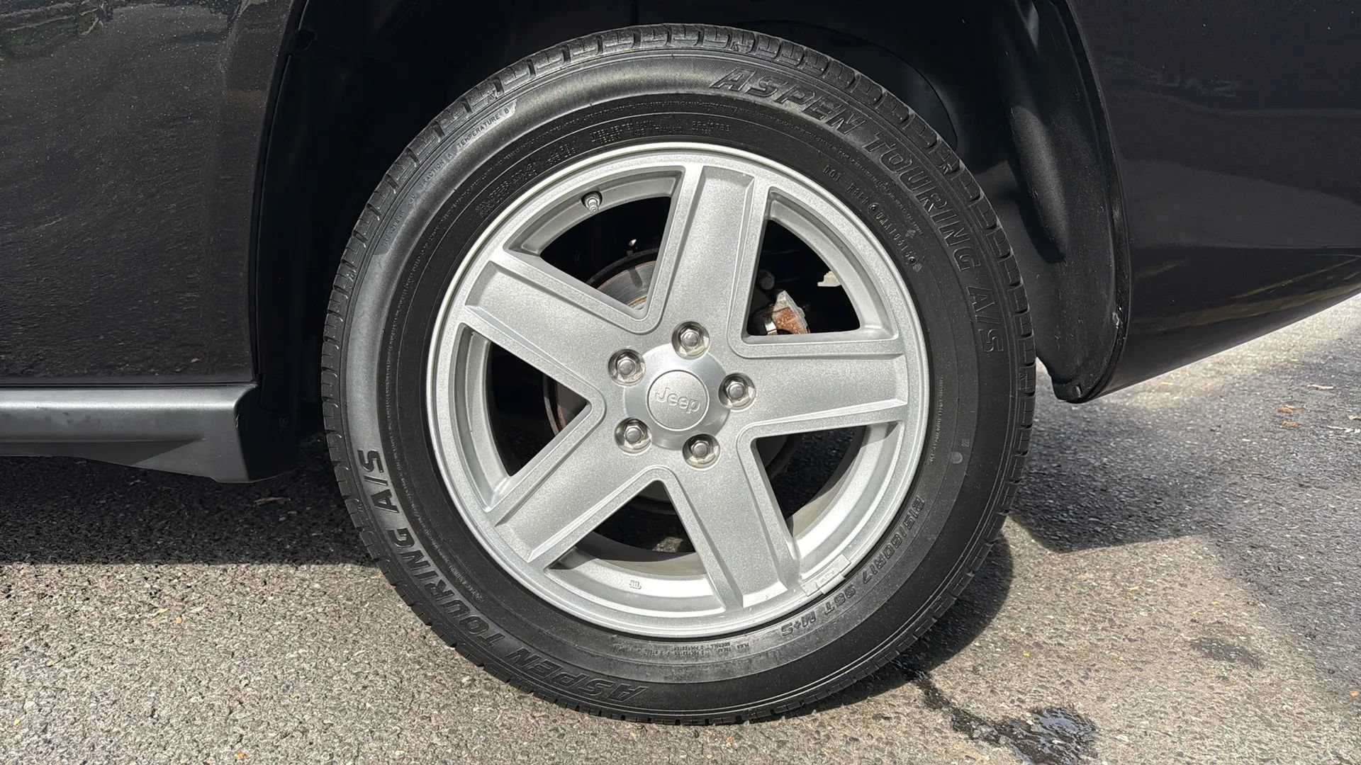 Used 2010 Jeep Compass Sport w/ PWR Equipment Group AWD/4WD image 10