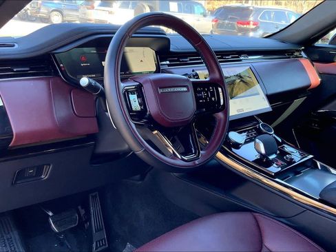 Used 2023 Land Rover Range Rover Sport SE Dynamic image 17