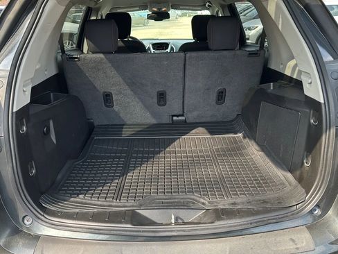 Used 2017 GMC Terrain SLE image 14