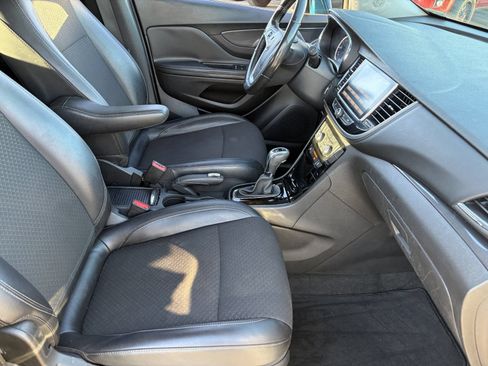 Certified 2019 Buick Encore Preferred FWD image 12