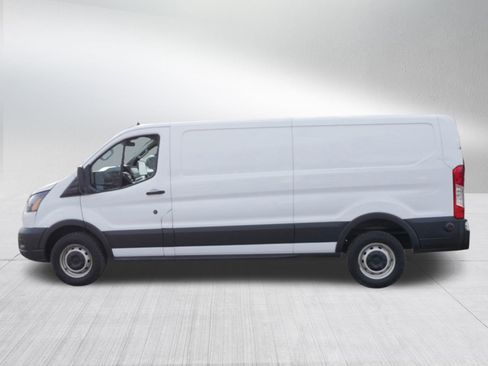 Used 2020 Ford Transit 250 Low Roof image 4