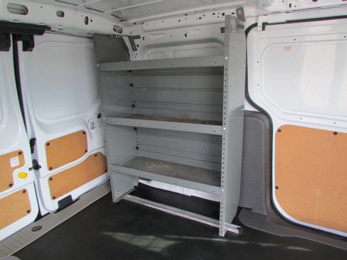 Used 2021 Ford Transit Connect XLT image 23