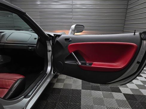 Used 2008 Saturn Sky Red Line RWD image 27