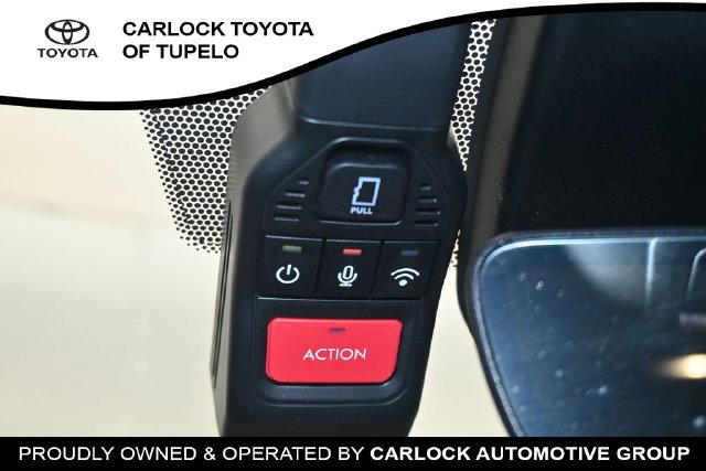 Used 2025 Toyota Tacoma TRD Off-Road AWD/4WD image 40