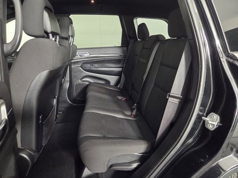 Certified 2020 Jeep Grand Cherokee Laredo AWD/4WD image 26