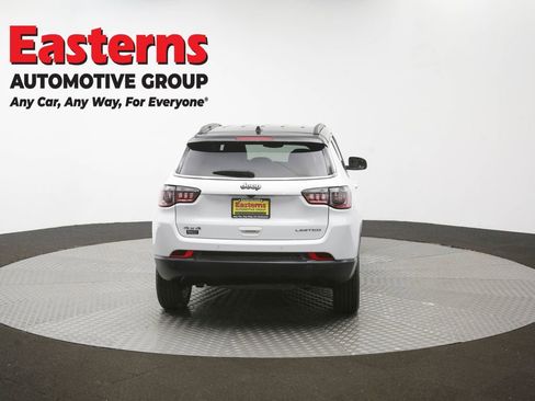 Used 2025 Jeep Compass Limited AWD/4WD image 36