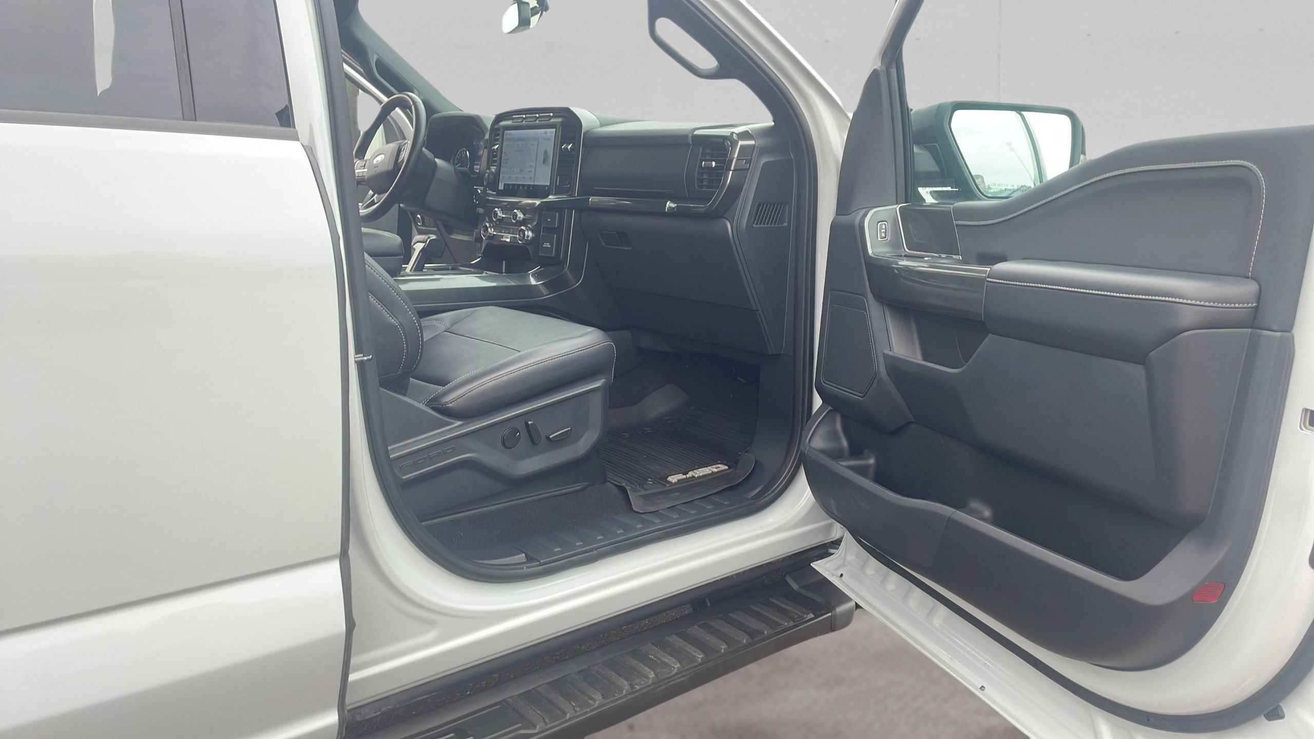Used 2023 Ford F150 XLT w/ Equipment Group 302A High AWD/4WD image 18