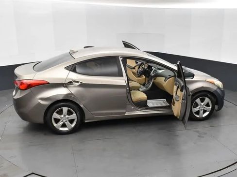 Used 2012 Hyundai Elantra GLS w/ Preferred Pkg 3 FWD image 6