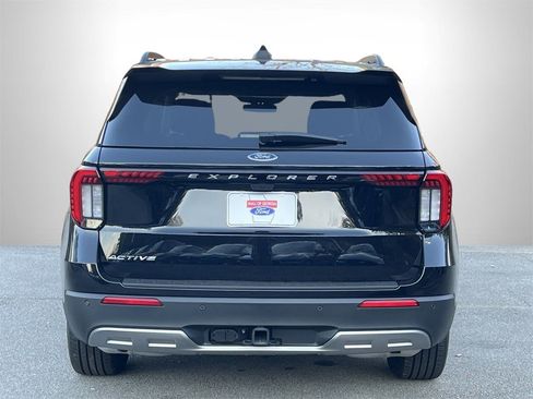 New 2025 Ford Explorer Active w/ Active Comfort Package image 26