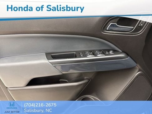 Used 2018 Chevrolet Colorado Z71 image 16