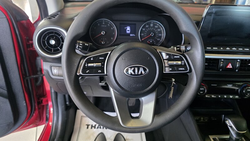 Used 2019 Kia Forte LXS FWD image 14