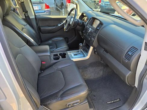 Used 2011 Nissan Pathfinder Silver image 8