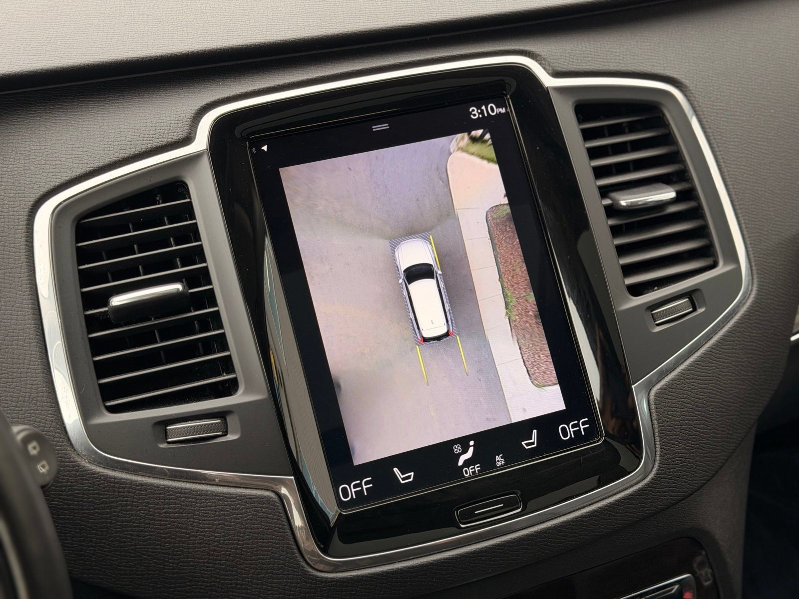 Used 2019 Volvo XC90 T6 Momentum w/ Advanced Package AWD/4WD image 32
