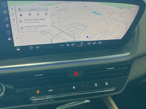 Used 2024 Buick Envision Preferred image 43