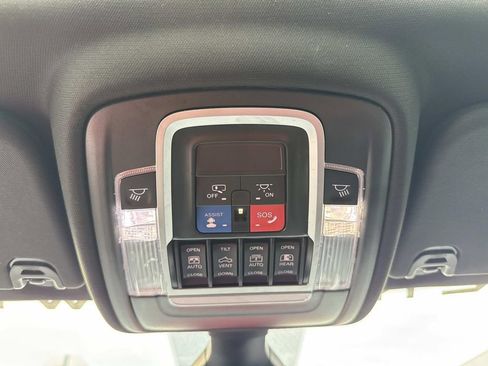 Used 2023 RAM 1500 Big Horn AWD/4WD image 47