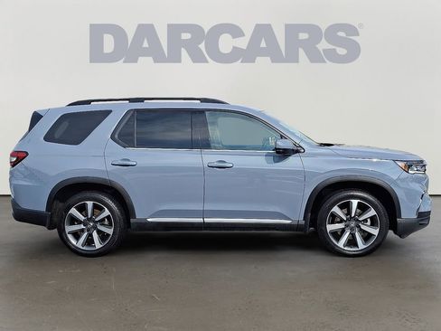 Used 2025 Honda Pilot Elite image 7