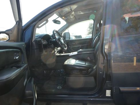 Used 2015 Nissan Titan PRO-4X w/ Pro-4x Luxury Package image 13
