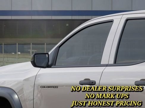 New 2026 Chevrolet Colorado Trail Boss AWD/4WD image 12